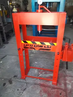 پرس هیدرولیک ایستاده 30 تن ساخت اصفهان ورق ضخیم تن اژ واقعی