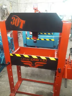 پرس هیدرولیک ایستاده 30 تن ساخت اصفهان ورق ضخیم تن اژ واقعی