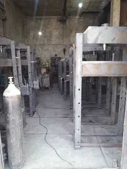 پرس هیدرولیک ایستاده 30 تن ساخت اصفهان ورق ضخیم تن اژ واقعی