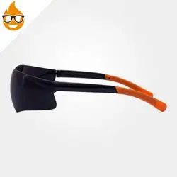 عینک ایمنی ای تی صد و هجده – AT 118 ، توتاص – TOTAS ، عینک جوشکاری ، جوشکاری نور ۹ ، رنگ دودی