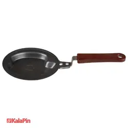 تابه پنکیک و تخم مرغ