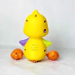 اردک چراغدار و موزیکال(فرمانپذیری با ضربه دست)