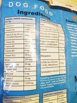 غذای خشک سگ دکتر جان مدل اکونومی وزن ۱ کیلوگرم کد ۱۴۲