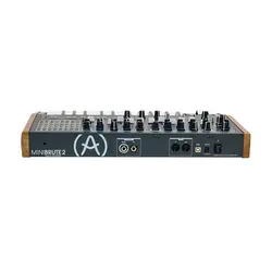 سینتی سایزر Arturia MiniBrute 2