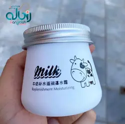 کرم مرطوب کننده شیر گاو