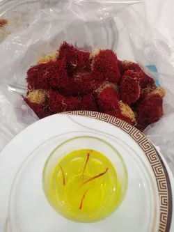 زعفران دسته (دختر پیچ) قائنات [ 1 کیلو ]