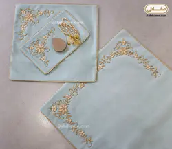 سجاده و جانماز مخمل ملیله دوزی آبی روشن - صفاهوم