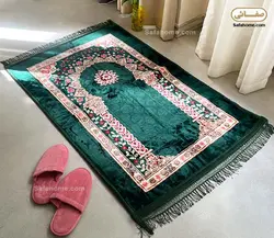 سجاده مدل قالیچه گل برجسته سبز تیره - صفاهوم