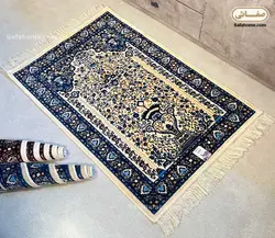 سجاده مدل قالیچه گل برجسته سورمه ای - صفاهوم