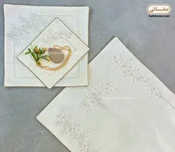 سجاده و جانماز مخمل مروارید دوزی تالیا شیری - صفاهوم