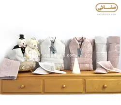 خرید سرویس حوله عروس و داماد شیک با بهترین کیفیت و تنوع محصول از صفاهوم - صفاهوم