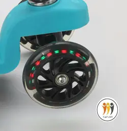 اسکوتر چهارچرخ چراغ دار