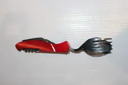 قاشق چنگال چسبیده