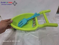 فرغون اسباب بازی با بیل و شنکش