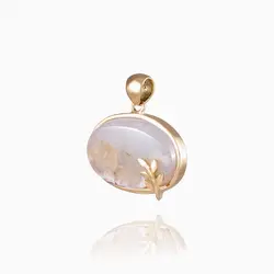 مدال طلا 18 عیار زنانه با سنگ مرمر مدل کلاسیک با برگ کد PD0004