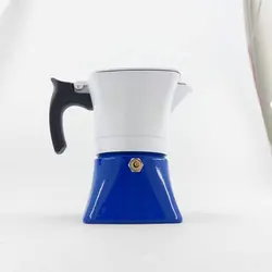 موکاپات و قهوه ساز رو گازی مکعبی