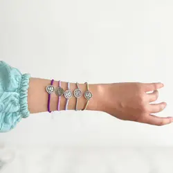 دستبند نقره دو روی خدا , اُم