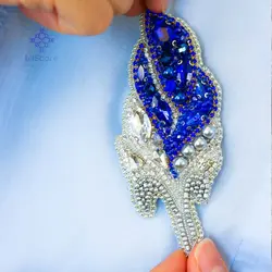 سنجاق ‏سینه طرح پر آبی