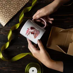 ماگ سفارشی یه دختر دارم شاه نداره