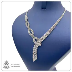 نیم ست طلا طرح ملانیا