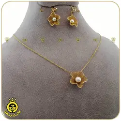 نیم ست طلا طرح گل سه بعدی با مروارید - خرید آنلاین طلا 11,515,000&nbsp;تومان