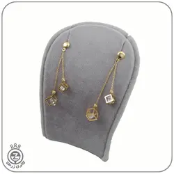 گوشواره طلا آویز طرح مکعب و نگین - 4,264,000&nbsp;تومان