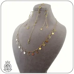 نیم ست طلا طرح ستاره پر و خالی 1