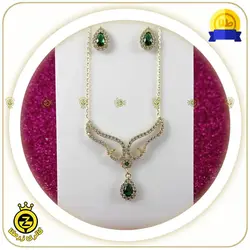 نیم ست طلا با نگین سبز خرید نیم ست طلا بدون 9%مالیات از زرطلا