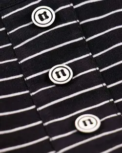 ست زنانه نیم تنه و شلوارک نخ پنبه راه راه