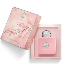 عطر زنانه ورا ونگ لاو استراک ادو پرفیوم 100 میلی لیتر