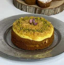 کیک شعریه با کرمفیل وانیلی