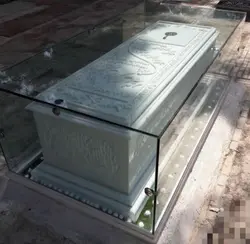 سنگ قبرمرمرازنا با باکس شیشه