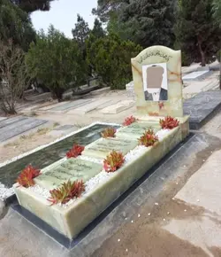 سنگ قبر مرمر سبز کد 17118