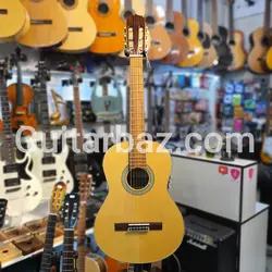 گیتار کلاسیک آریا ak40