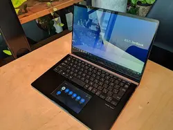 لپتاپ ایسوس مدل UX563FD با پردازنده نسل 10