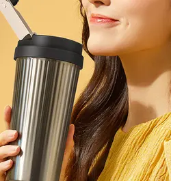 مخلوط‌کن و ماگ قابل حمل شیائومی درما Xiaomi Deerma Juicer NU80
