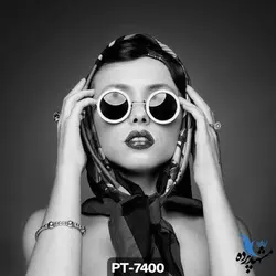 پوستر دیواری طرح چهره دختر با روسری سیاه سفید کد PT-7400