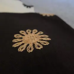 پارچه برنوتی خامه دوزی