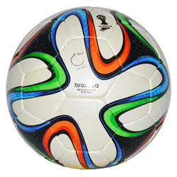 توپ فوتبال برند Brazuca