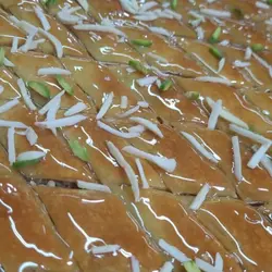 باقلوا یزدیدو ظرف 700 گرمی🚚