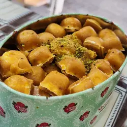 سوهان گزی روغن نباتی هل و گلاب طرح حبه ای 300 گرمی
