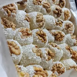 باسلوق گردویی دوپر نیم کیلو وزن تقریبی باسلق راحت الحلقوم