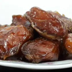 خرما کبکاب درشت و گوشتین درجه یکیک کیلویی ثبت سفارش فقط از سه کیلو به بالا