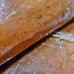 لواشک میوه ای با طعم هلو یک کیلویی همراه با تضمین کیفیت و سریع