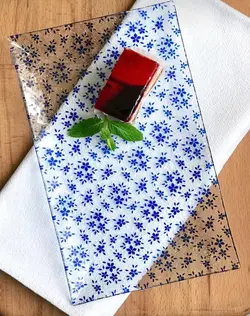 سینی پذیرایی شیشه ای ترک سایز 16×27 سانتیمتر کد 799