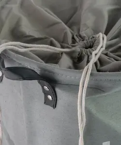 سبد پارچه ای گرد طرح نوشته درب دار