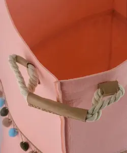 سبد نمدی منگوله دار