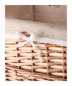 سبد مخصوص لباس حصیری متوسط