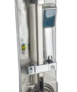 سردوش همراه با میله نگهدارنده و شلنگ