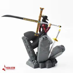 فیگور دراکول میهاک (Dracule Mihawk) از انیمه وان پیس برند Banpresto